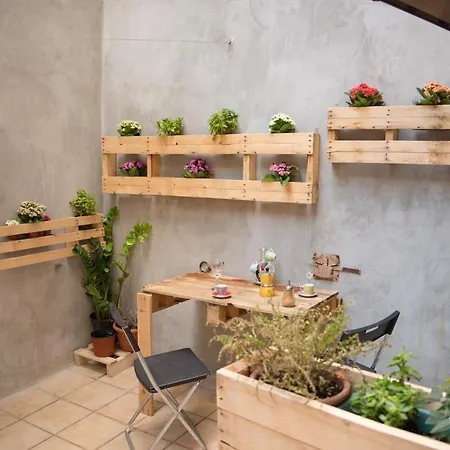 Station House Riccardo Apartment Catania