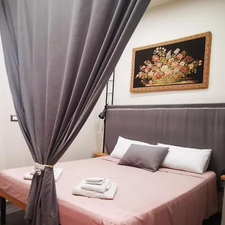 Station House Riccardo Apartment