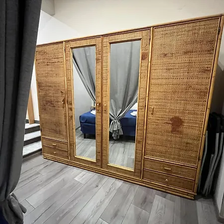 Station House Riccardo Apartment Catania